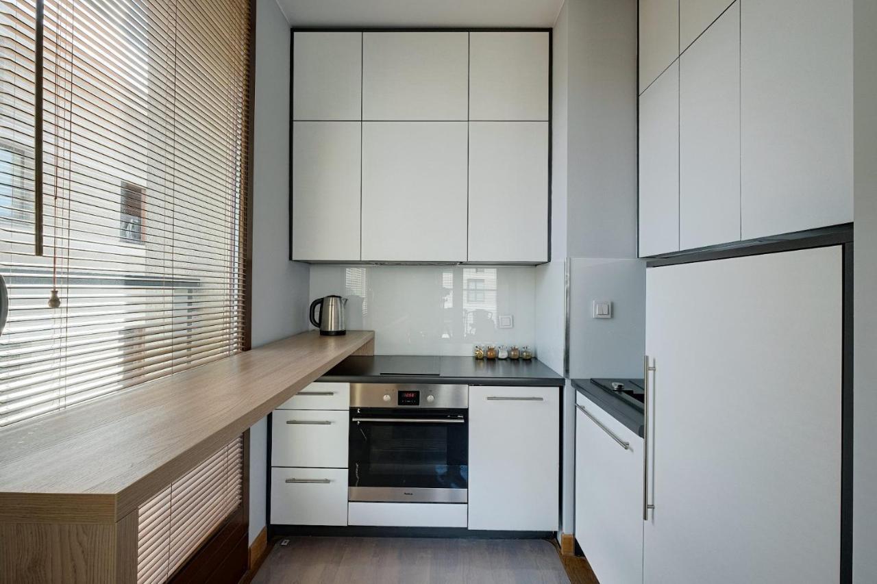Aparthotel Kolejowa Apartamenty Warschau Buitenkant foto
