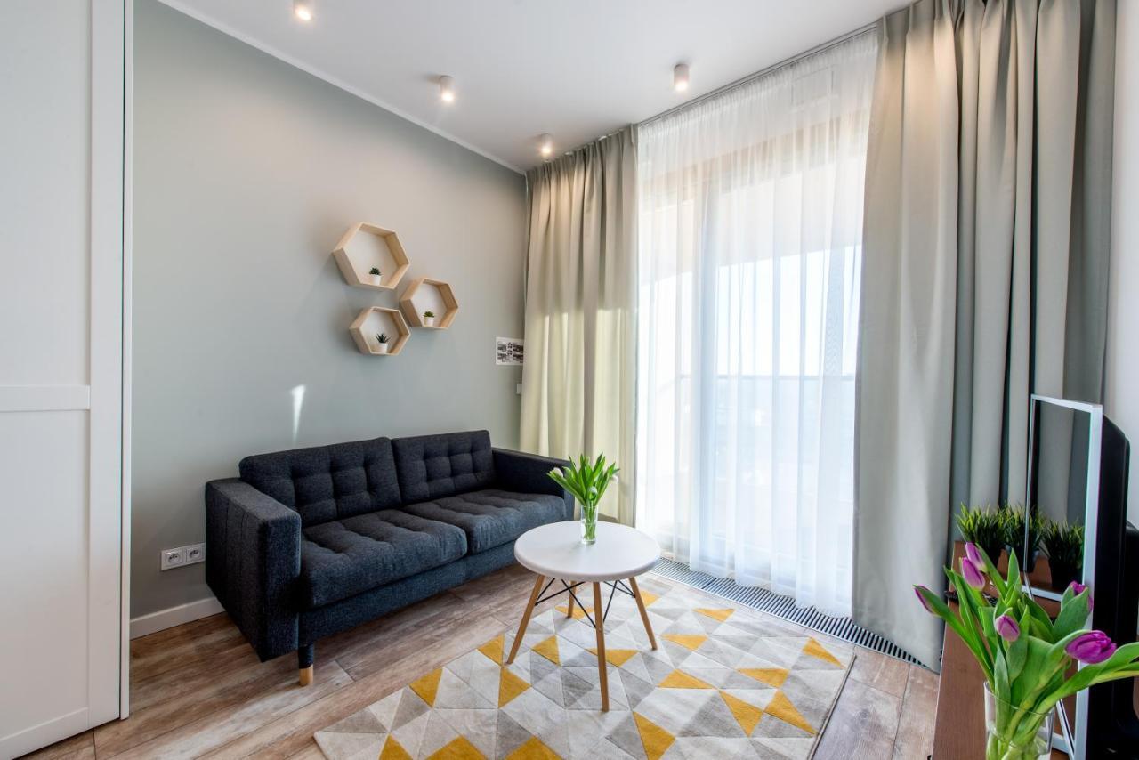 Aparthotel Kolejowa Apartamenty Warschau Buitenkant foto
