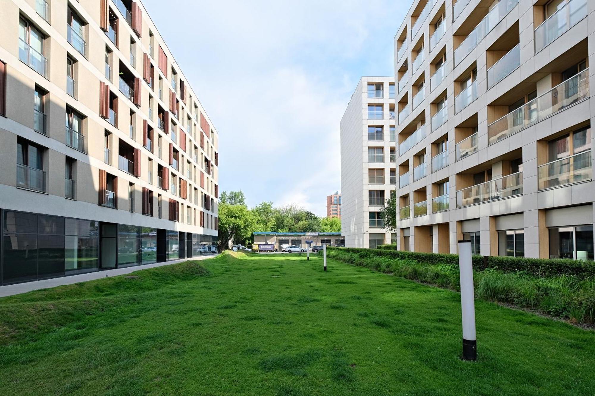Aparthotel Kolejowa Apartamenty Warschau Buitenkant foto