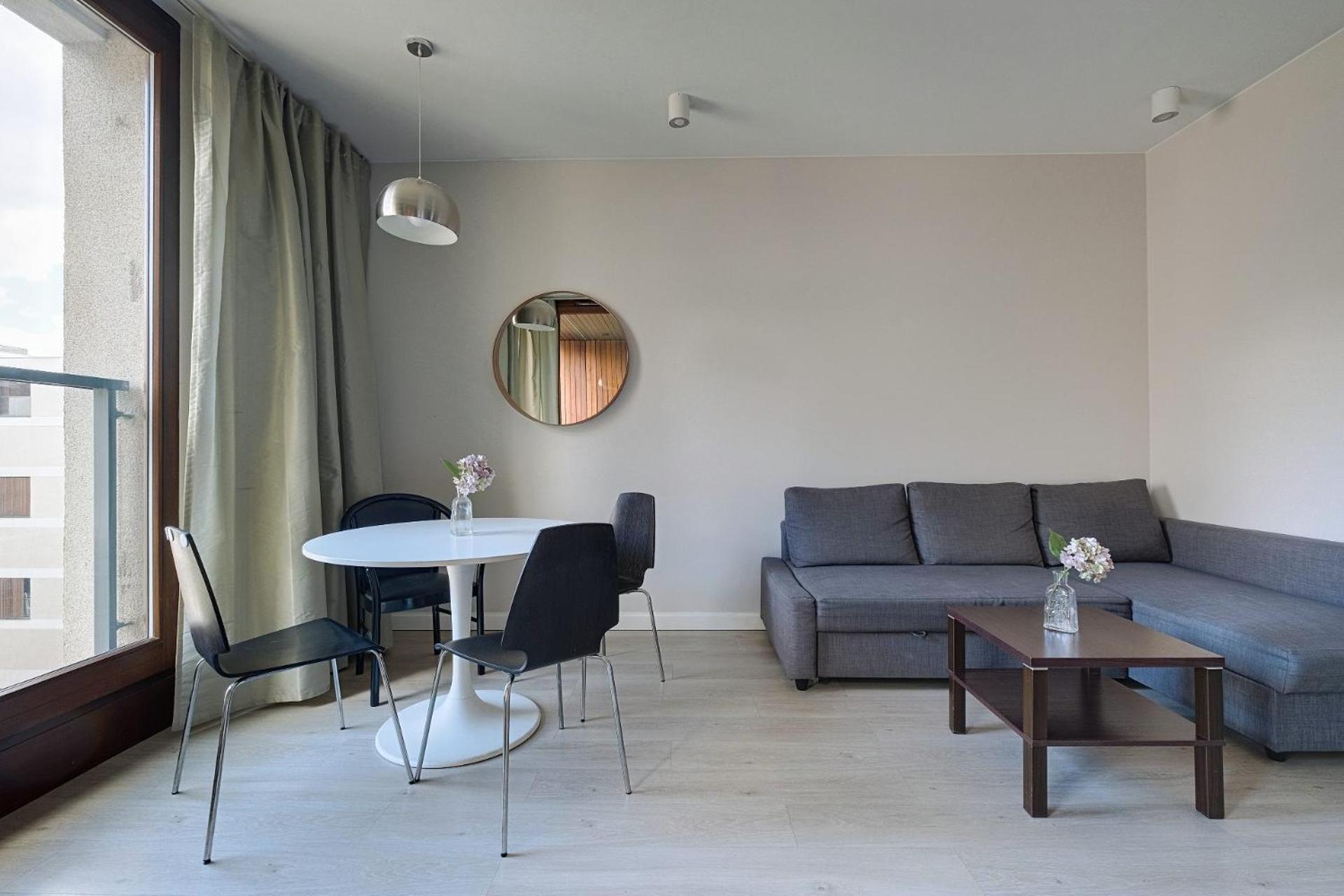 Aparthotel Kolejowa Apartamenty Warschau Buitenkant foto