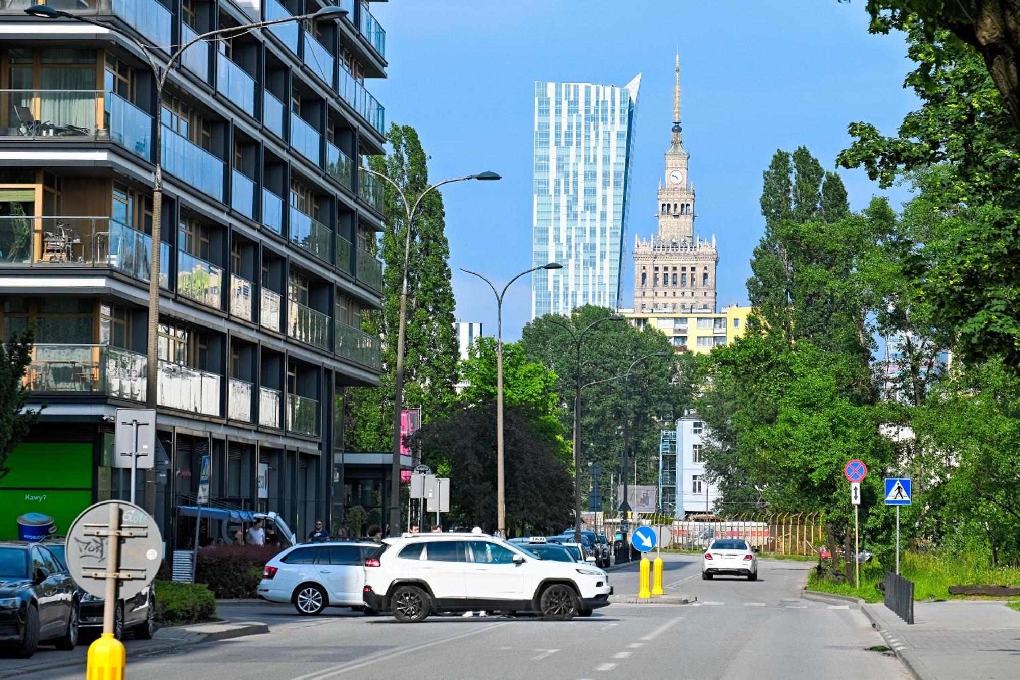 Aparthotel Kolejowa Apartamenty Warschau Buitenkant foto