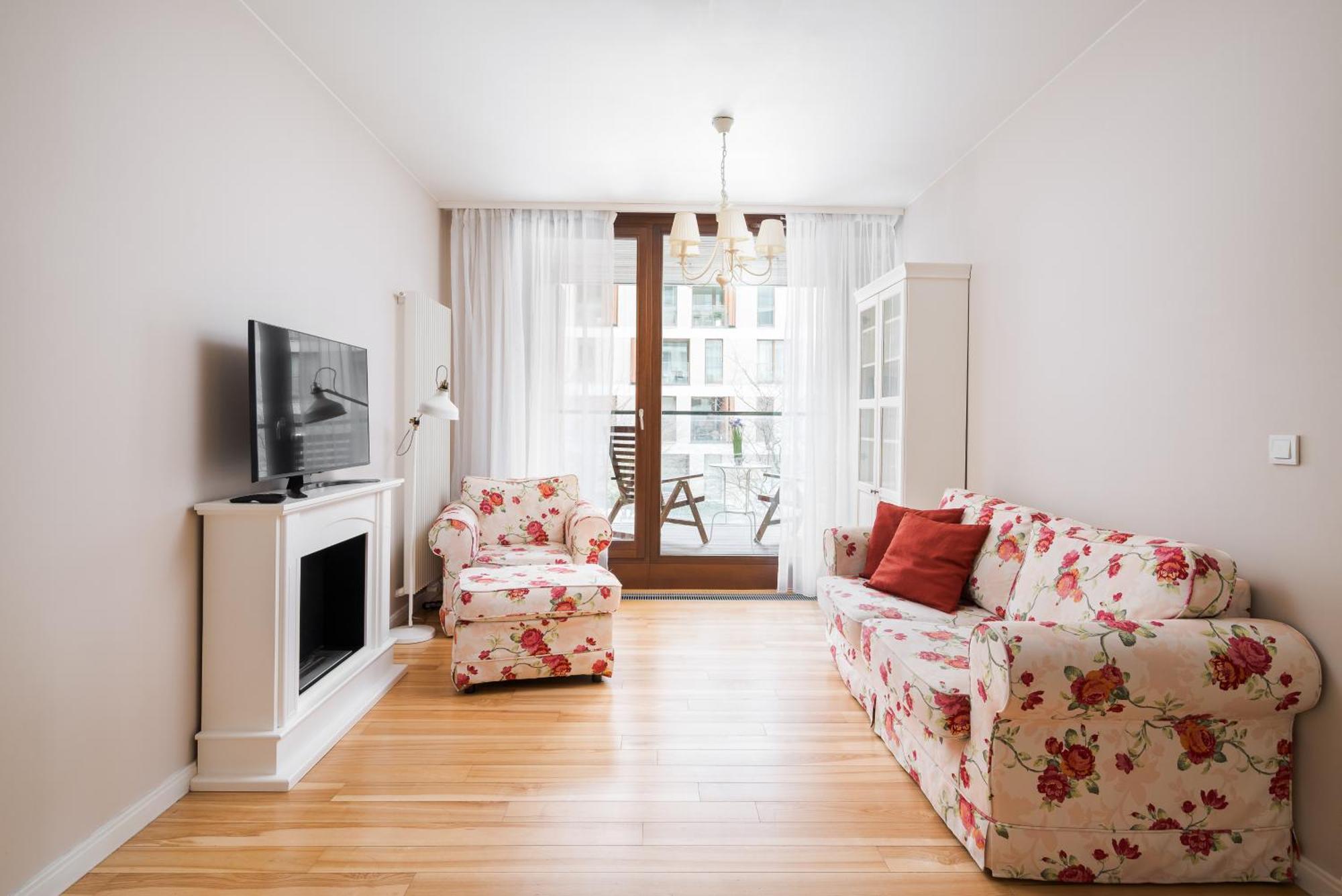 Aparthotel Kolejowa Apartamenty Warschau Buitenkant foto